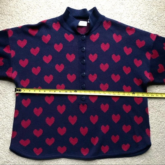 Vintage Stefano heart sweater and heart buttons detail - Picture 5 of 5